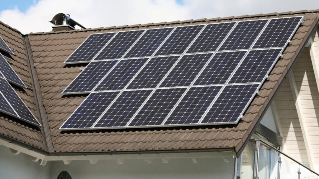 Battery Backups for California Wildfire and PSPS Season Whole Home Battery Runs Off Solar Energy Alpha Omega Electric California